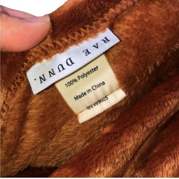 Hard to find  Rae Dunn Happy Halloween Plush Throw Blanket with Patch 50x60” - Picture 4 of 6